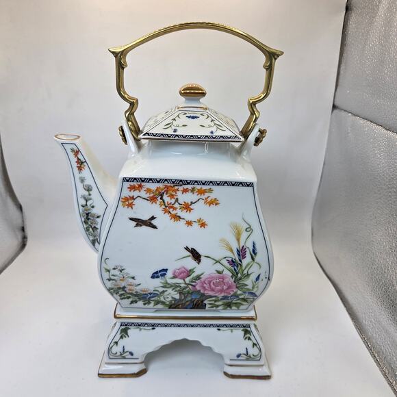 Franklin Porcelain 1986 Decorative Teapot w Stand Flowers Birds Japan FP Vintage - Picture 3 of 15